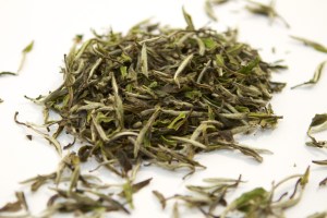 white-tea-baimudan-leaves_master 2